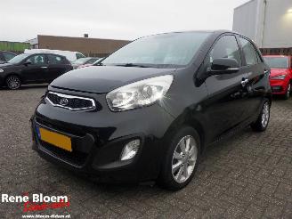 Schadeauto Kia Picanto 1.0 CVVT Super Pack 2013/1