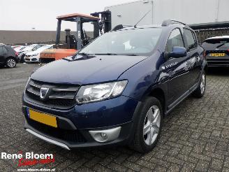 Schadeauto Dacia Sandero 0.9 TCe S&S Stepway Lauréate 2016/8