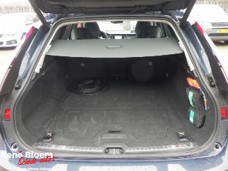 Volvo V-90 2.0 T8 Plug-in-Hybrid AWD picture 16