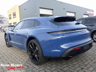 Porsche Taycan GTS Sport Turismo picture 2