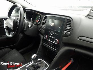 Renault Mégane Estate 1.3 TCe Limited 140pk 5drs picture 9