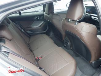 BMW 1-serie 120 M Sport Design Edition 156pk Full Option picture 16