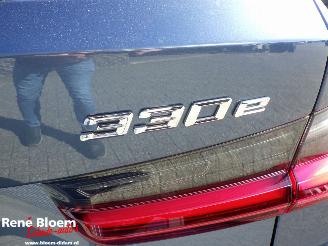 BMW 3-serie 330e X-Drive Full Option picture 7