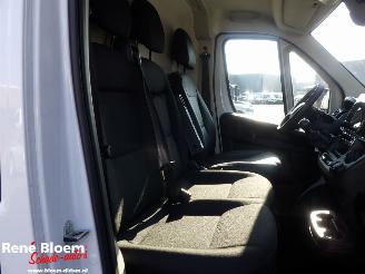 Peugeot Boxer 2.2 BlueHDi 140 S&S L2H1 Navi picture 10