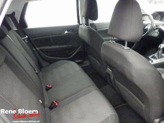 Peugeot 308 1.2 Puretech 110pk picture 9