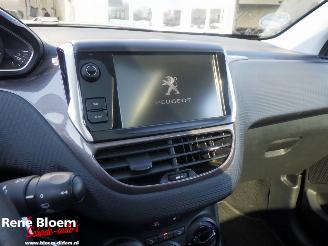 Peugeot 2008 1.2 Puretech Active Automaat picture 18