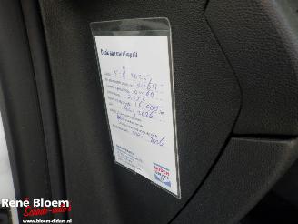 Peugeot 2008 1.2 PureTech Style Airco picture 14