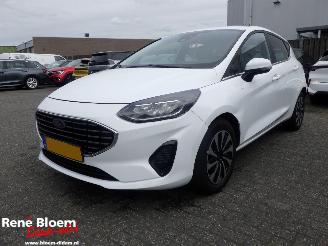 Schadeauto Ford Fiesta 1.0 Ecoboost Hybrid Titanium 2023/2