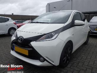Schadeauto Toyota Aygo 1.0 VVT-i X-Sport 5drs Carplay 2017/10