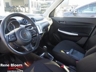 Suzuki Swift 1.2 Select Smart Hybrid picture 14