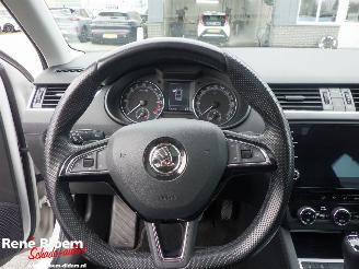 Skoda Octavia 1.6 TDI Greentech Ambition Business picture 13