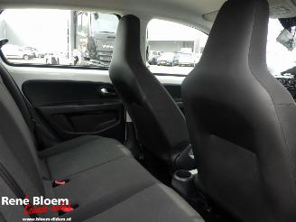 Volkswagen Up! 1.0 5drs Airco picture 11