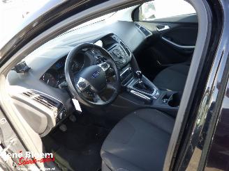 Ford Focus Wagon 1.6 EcoBoost Titanium picture 12