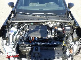 Peugeot e-2008 EV GT Avantage 54kWh picture 7