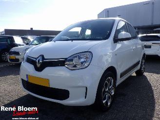 krockskadad bil auto Renault Twingo Z.E. R80 Collection 2022/2