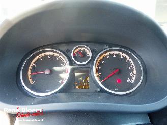 Opel Corsa 1.2 16V Business Airco picture 15