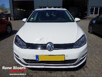 Volkswagen Golf 1.6 TDI ComfortLine 5drs picture 3