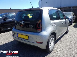 krockskadad bil auto Volkswagen Up! 1.0 5drs Clima 2021/7