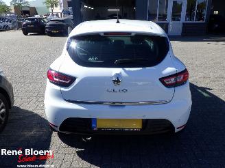 Renault Clio 0.9 Tce Intens 5drs Navi picture 3