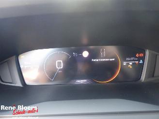Peugeot 208 1.2 PureTech 100 Allure picture 12
