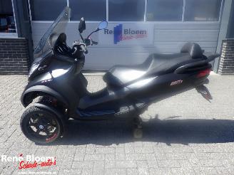 Schade motor Piaggio MP3 400 HPE Sport 2023/7