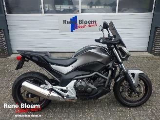 krockskadad bil motor Honda NC 700 S  2012/9