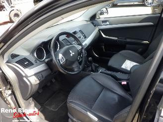 Mitsubishi Lancer Sports Sedan 1.6 Edition two 117pk picture 17