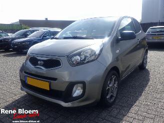skadebil auto Kia Picanto 1.0 CVVT EconomyLine 5drs 2014/5