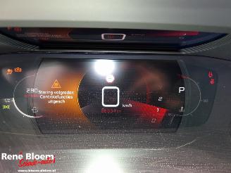 Peugeot 2008 1.2 PureTech Allure Automaat picture 12