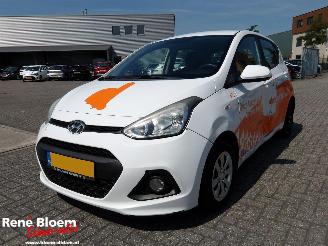 Hyundai I-10 1.0i i-Motion Comfort 5drs picture 4