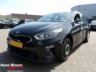 krockskadad bil auto Kia Ceed 1.5 T-GDI Dynamicline 160pk 2021/5