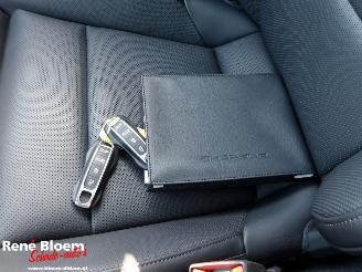Porsche Taycan 4S Performance Battery Plus picture 24