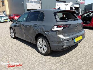 Volkswagen Golf 1.5 eHybrid Life Edition picture 2