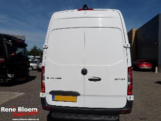 Mercedes Sprinter 317 1.9 CDI L4H3 170pk aut picture 3