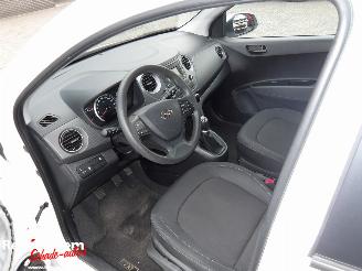 Hyundai I-10 i Comfort 5drs Airco picture 12
