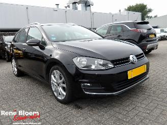 Volkswagen Golf 1.6 TDI Connected Series Aut picture 5