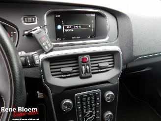 Volvo V-40 2.0 D3 R-Design Aut picture 15