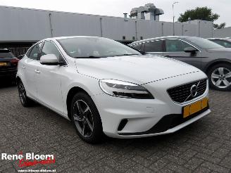 Volvo V-40 2.0 D3 R-Design Aut picture 5