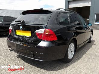 BMW 3-serie 318i Touring picture 4