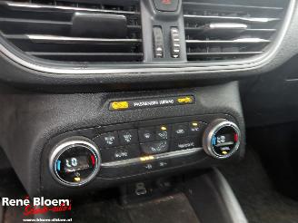 Ford Focus 1.0 Ecoboost Hybrid picture 14