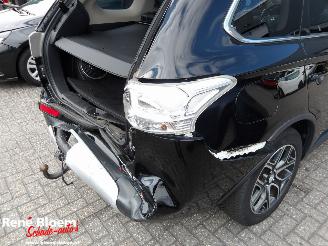 Mitsubishi Outlander 2.0 PHEV Limited Edition X-Line picture 14