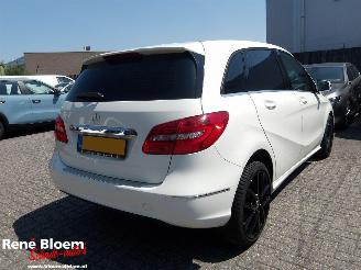 škoda osobní automobily Mercedes B-klasse 180 Ambition 122pk 2013/5