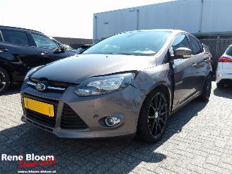 Voiture accidenté Ford Focus 1.0 Ecoboost Edition Plus 125pk 2014/5