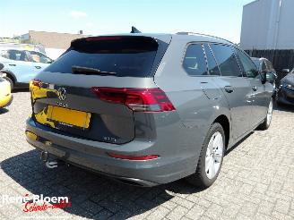 Schadeauto Volkswagen Golf 1.5 e-TSI Life Business 2024/1