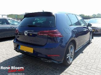 Damaged car Volkswagen Golf 1.6 TDI Highline R-Line Automaat 2019/7