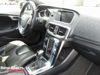 Volvo V-40 D4 R-Design Navi 190pk picture 15