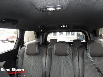 Peugeot 5008 1.2 PureTech GT 131pk picture 17