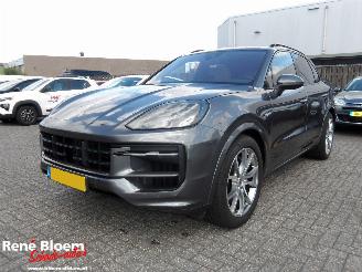 Unfallwagen Porsche Cayenne E-HYBRID 3.0 2023/9