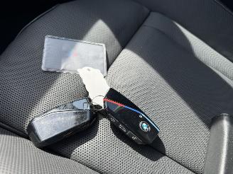 BMW M5 Sedan Carbon B&W 728pk Full Option picture 21