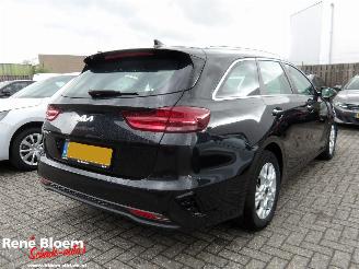 Unfallwagen Kia Ceed 1.5 T-GDi Dynamicline Automaat 140pk 2024/7